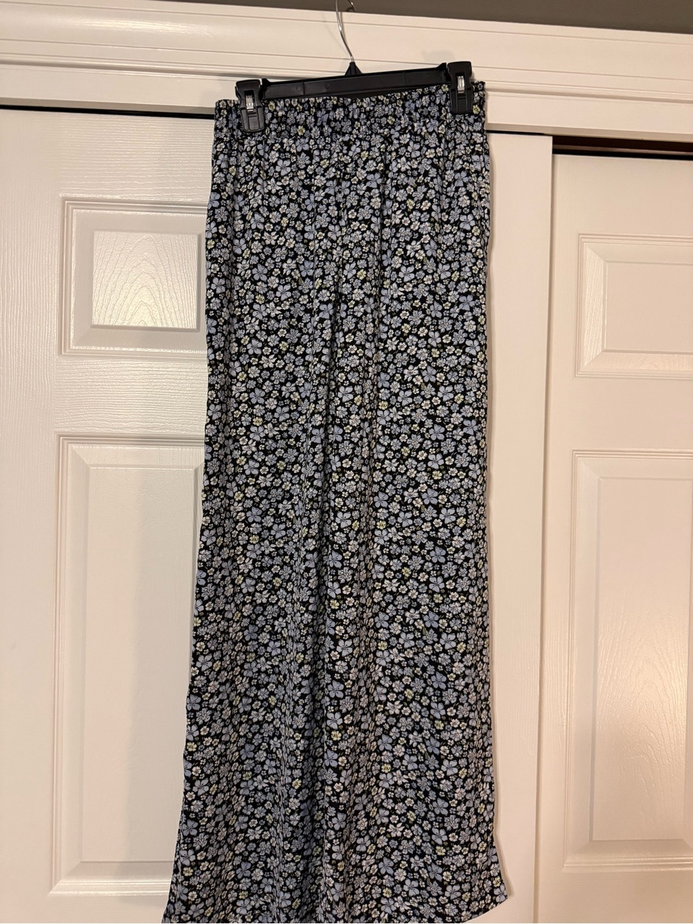 H&M Black Wide-Leg Pants with Blue and White Floral Print